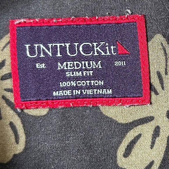 UNTUCKit Blue Floral Casual Button Down Shirt - Picture 4 of 10